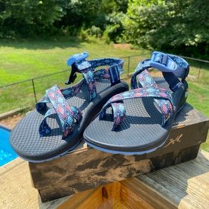 Chaco trace eclipse size 6 sandals